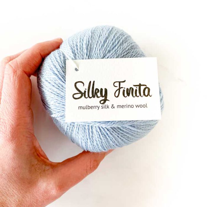 Silky Finita lichtblauw