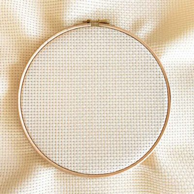 Aida 6 Count creme Cross Stitch fabric | Studio Koekoek cross stitch