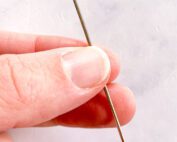 medium ball point needle for weaving and mending knitwear