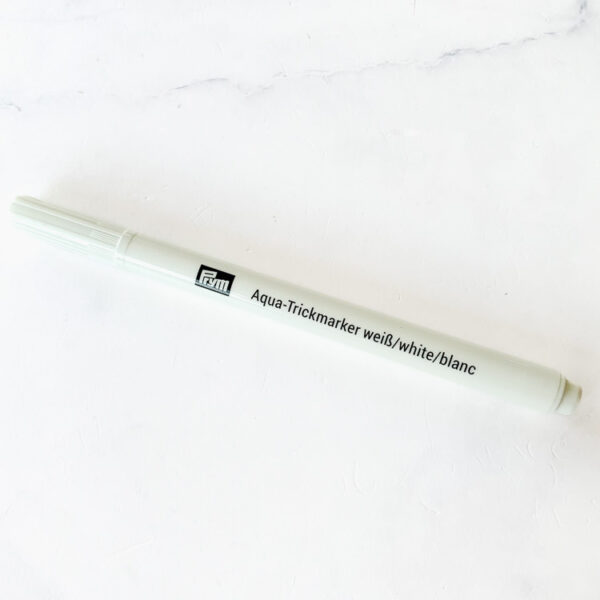 White Prym AquaTrickmarker Water erasable marker for dark fabrics