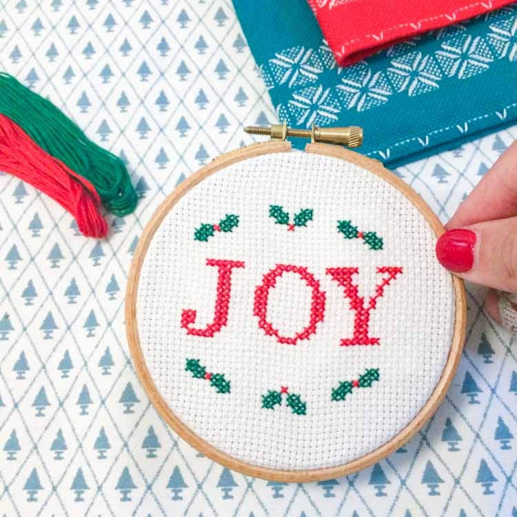 hoe lees je een borduurpatroon kerst joy borduren voor beginners