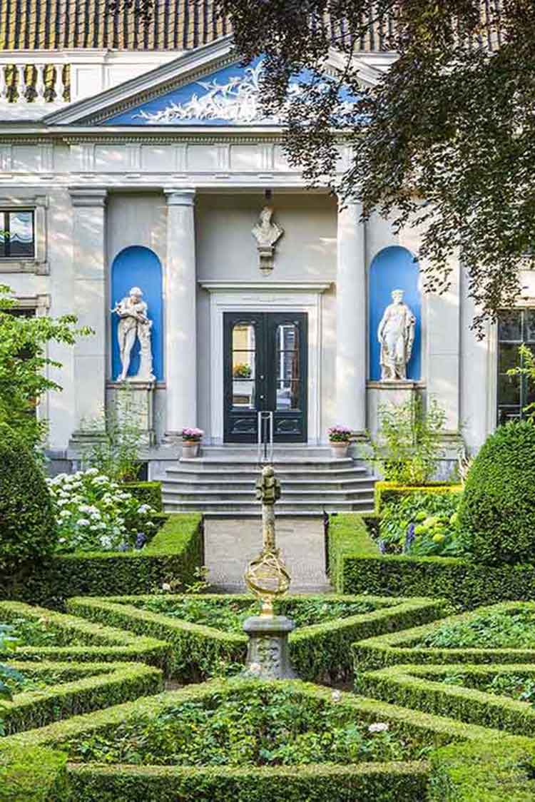 museum van loon een perfecte plek om te borduren in amsterdam