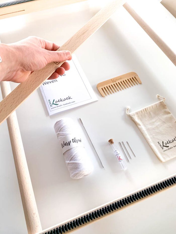 20350 louet studio koekoek weaving loom starter set 50 x 75 cm