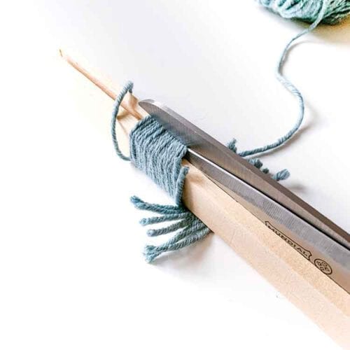 75 mm Latch hook yarn cutting tool 3 inch rug gauge Studio Koekoek