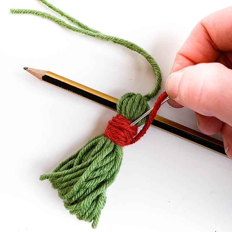 how to make a wool tassel