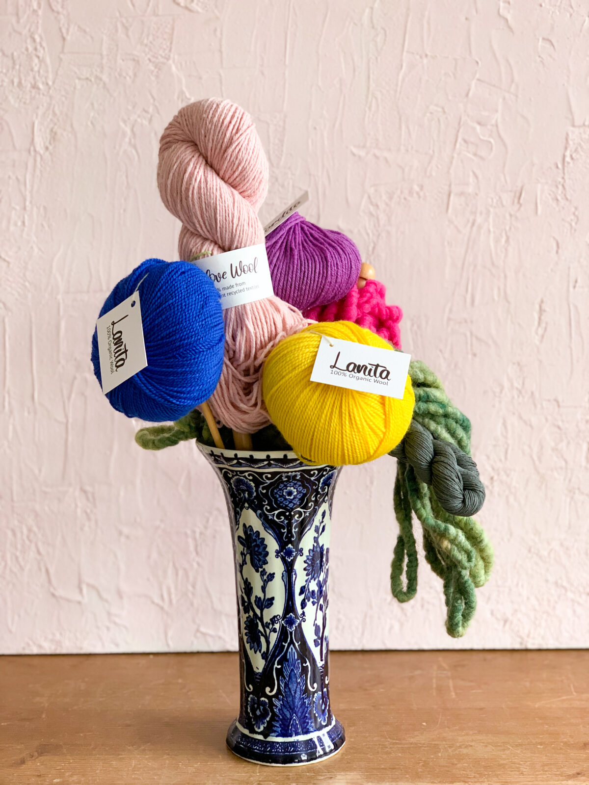 How to make a yarn bouquet? DIY gift idea for creative friends Studio Koekoek sustainable