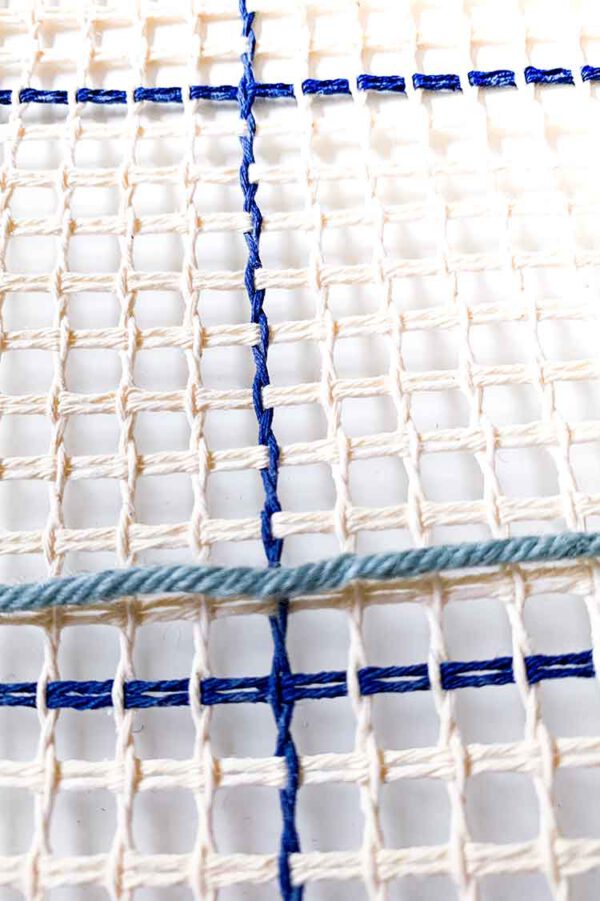 How to latch hook for beginners Studio Koekoek sustainable craft