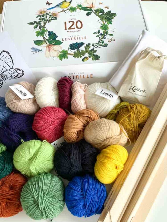 One of a kind XL punch needle kit with 3 size punch needle with 20 colors Lanita ecological wool in Chateau Lestrille box | S1793 - Image 3