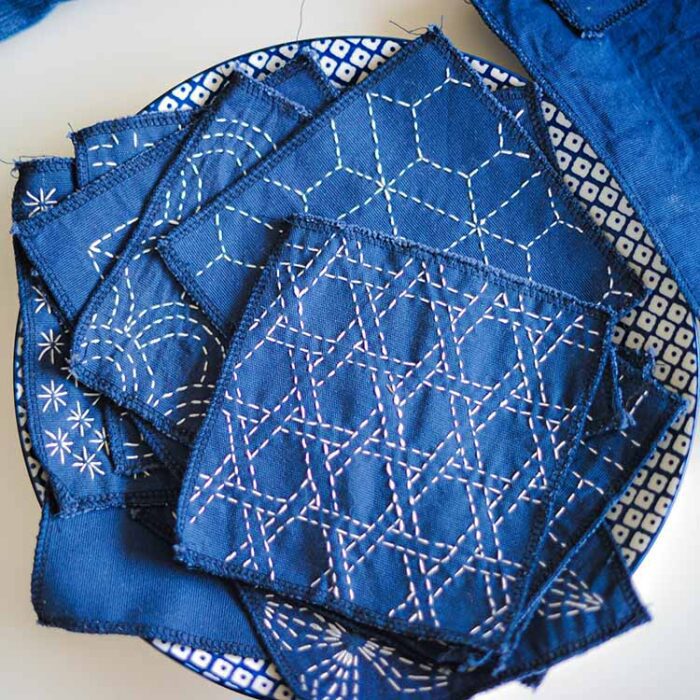 03 Oktober 2025 14:00 Visible Mending Friday sessie 1. Borduur een Sashiko patch tijdens deze workshop van 1,5 uur in Amsterdam. - Image 2
